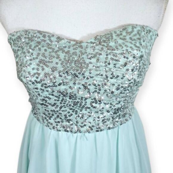 MINT SEQUIN BODICE STRAPLESS DRESS SZ.7 EUC. - Picture 2 of 5